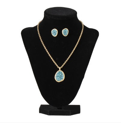 Blazin Roxx Ladies Turquoise Stone Earring & Necklace Set