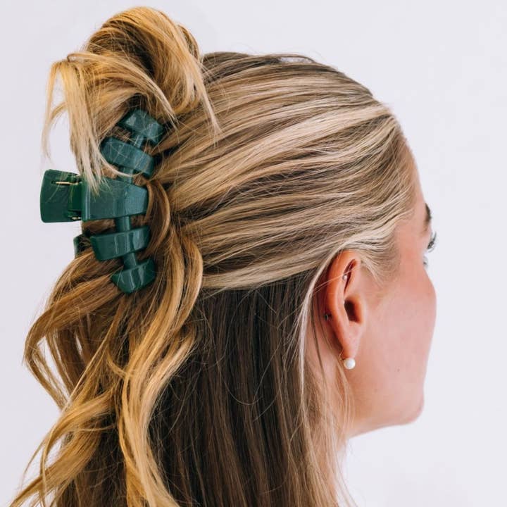 Classic Medium Hair Clip- Mistletoe