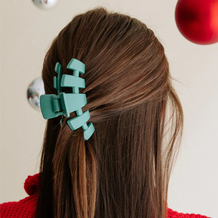 Classic Fir Real Medium Hair Clip