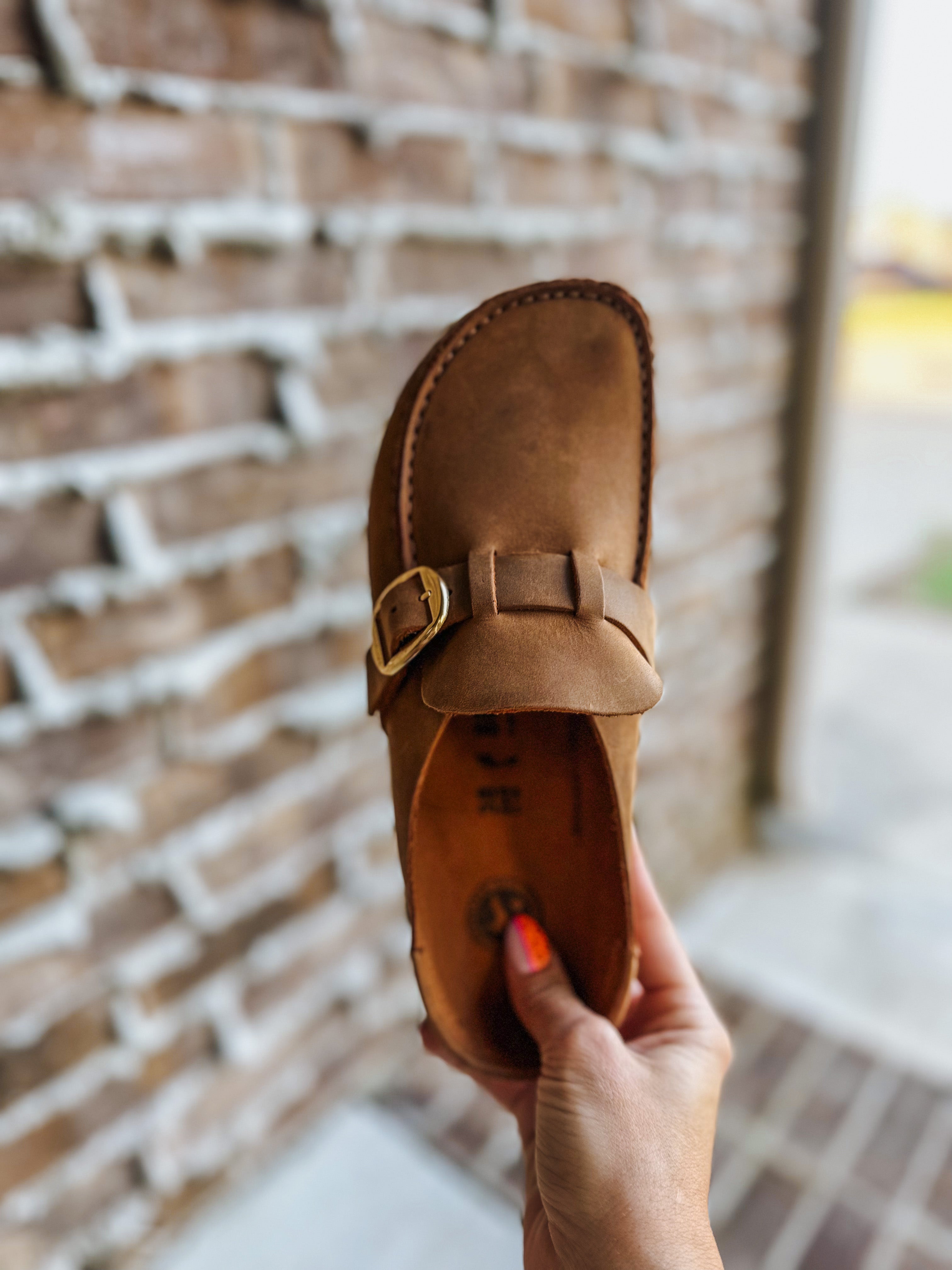 Buckley Oiled Leather Slide Shoe by Birkenstock – Dales Clothing Inc