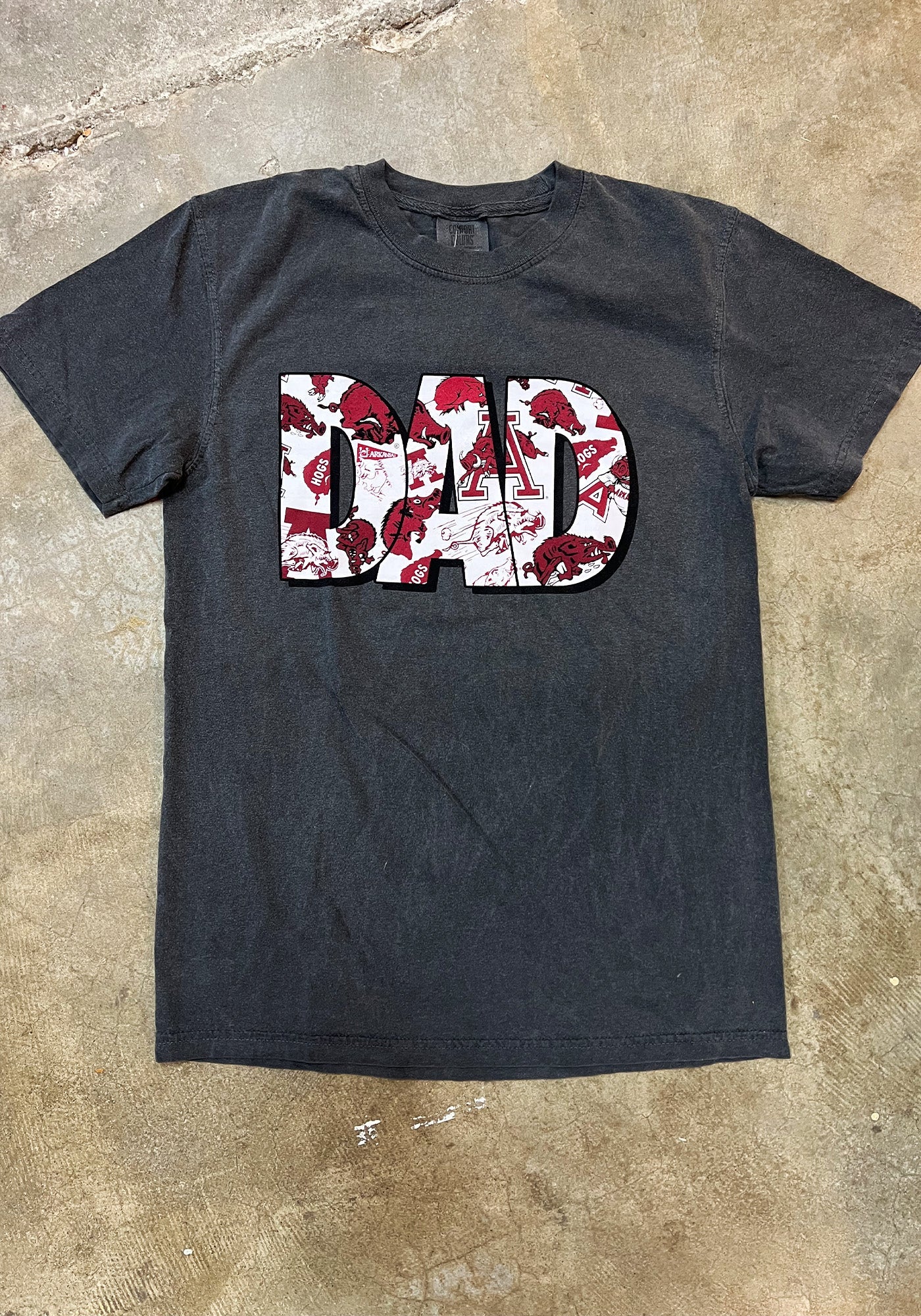 Arkansas Dad Pepper Grey Graphic Tee