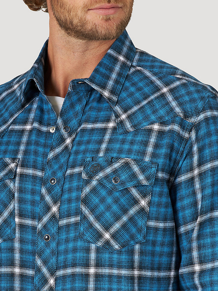 Men's Wrangler Retro® Long Sleeve Flannel Western Snap Plaid Shirt in Blue Cat