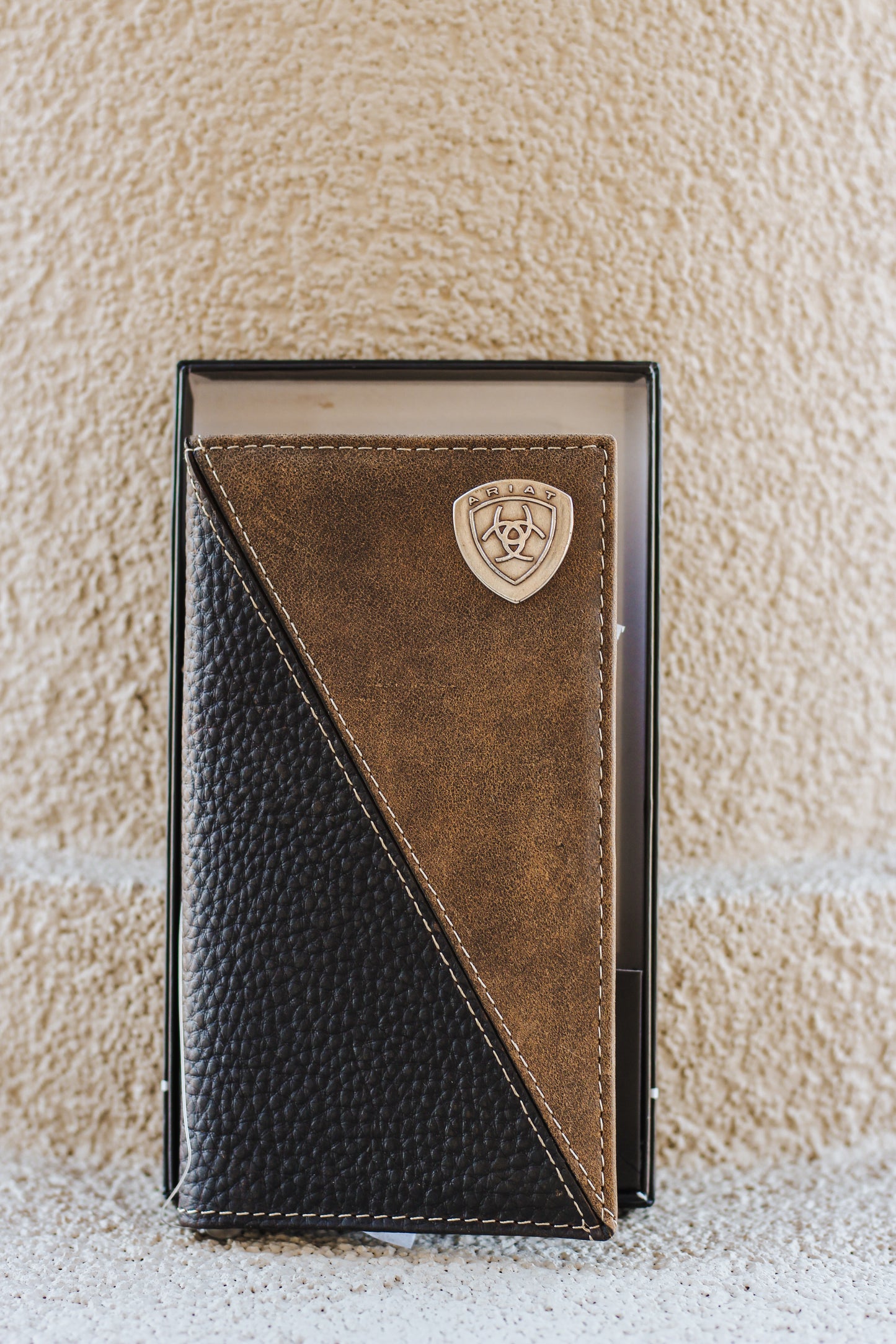 Split Leather Ariat Mens Bifold Wallet