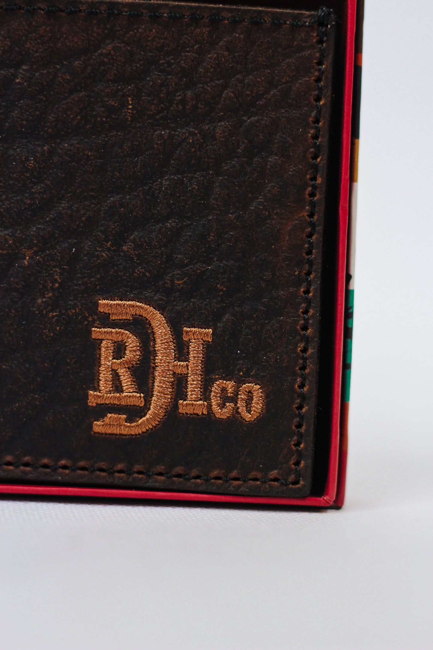 Red Dirt Mens Leather Bifold Wallet