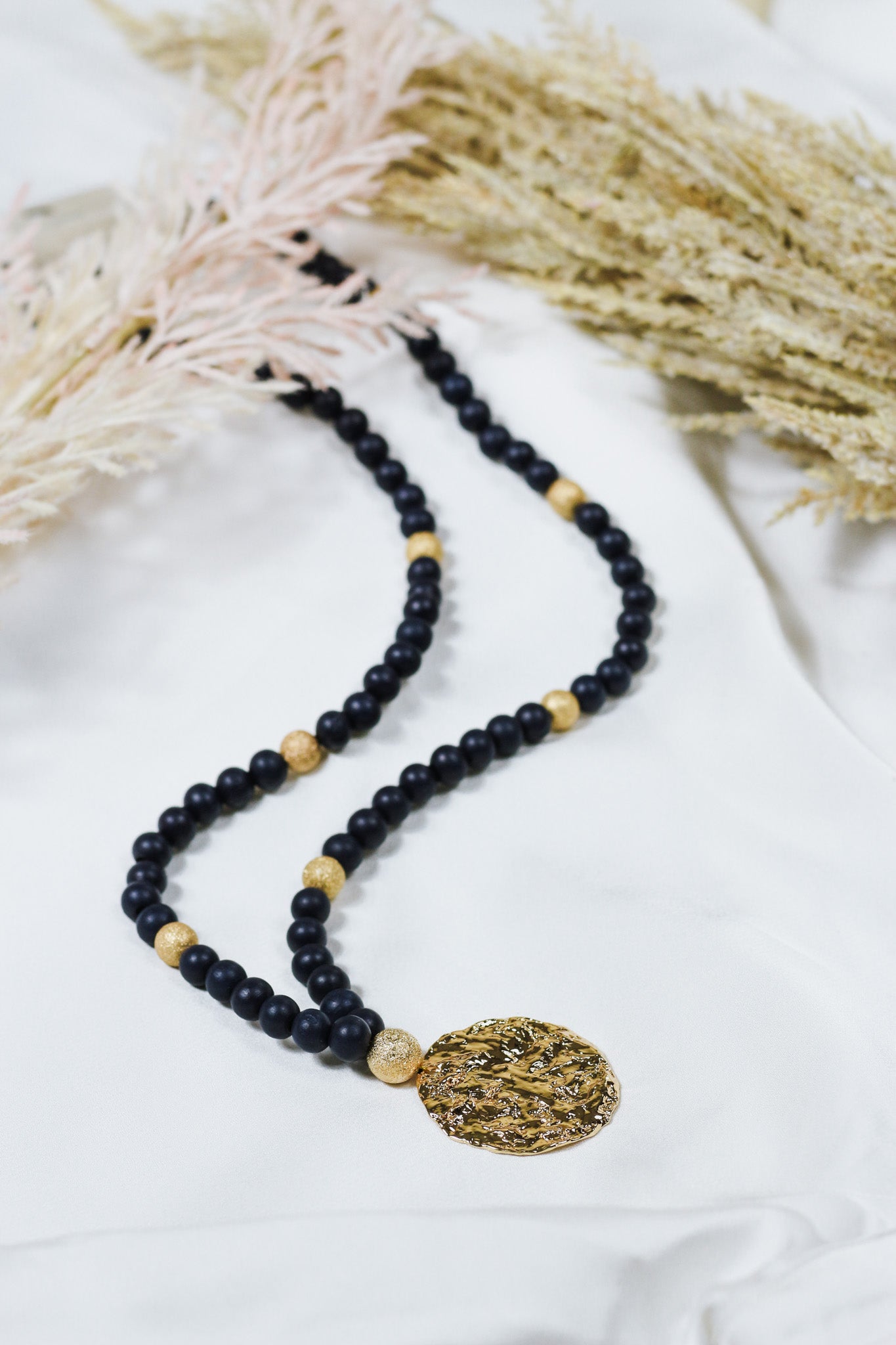 Navy Beaded Gold Pendent Necklace