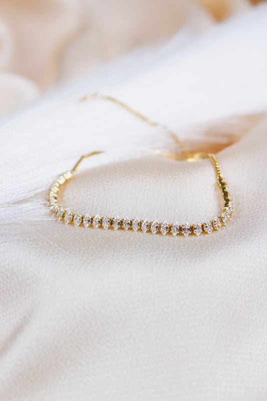 Clear Gem Adjustable Dainty Bracelet