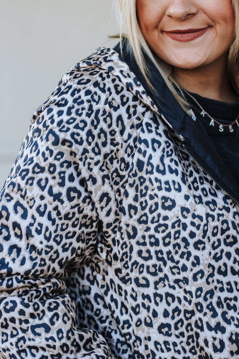 Chic and Cozy Leopard Printed Padded Jacket