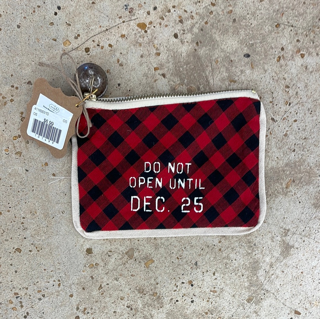 Dec 25 Red Plaid Gift Cars Zipper Bag