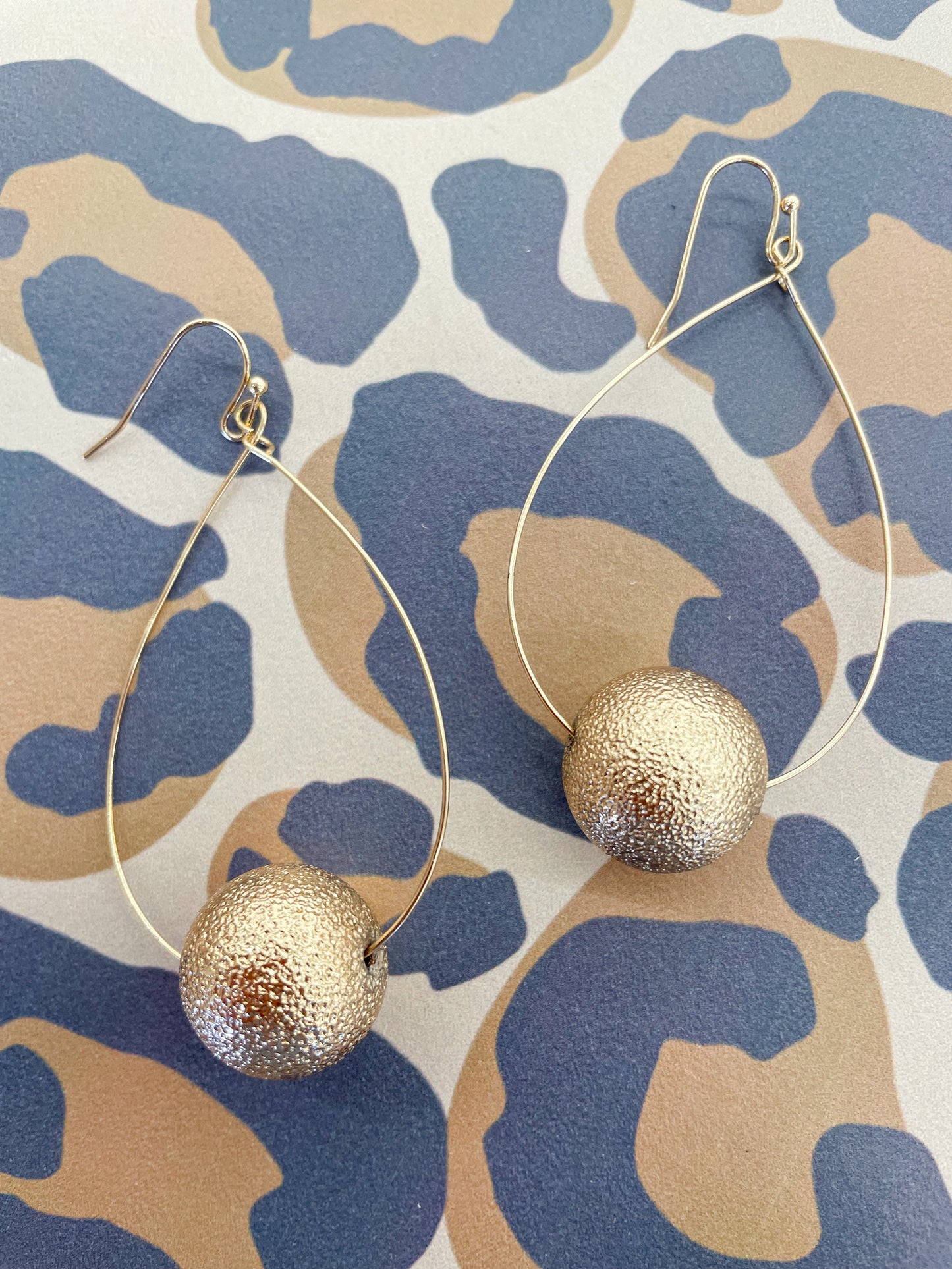 Gold Hoop Earrings With Pearl
